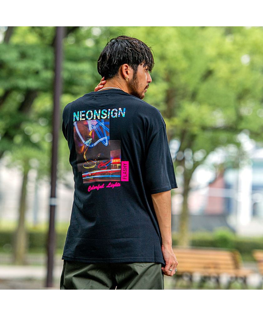 archive CavariA スカル バタフライ 英字プリント Tシャツ クーポン】【セール 32%OFF】キャバリア CavariA CavariA 箔