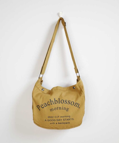 セール10 Off 英字ロゴ キャンバス ショルダーバッグ 即納 バッグ トートバッグ 斜め掛け 肩掛け 2way 大容量 レタリング 通勤 通学 学生 レディース 韓国 ショップにこにこ Shopnikoniko D Fashion