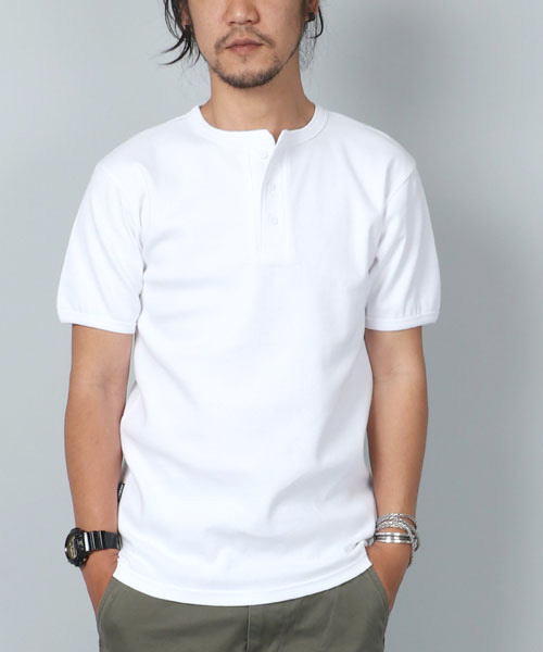 国内発/本物保証/AVIREX リブ 半袖 ヘンリーネック Tシャツ☆6色 楽天市場】AVIREX アビレックス リブ素材 ヘンリーネック 半袖T