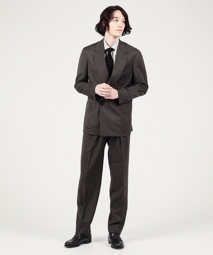 珍しい  セール】ストレッチウール 4Bダブルブレステッドスーツ Dormeuil スーツ