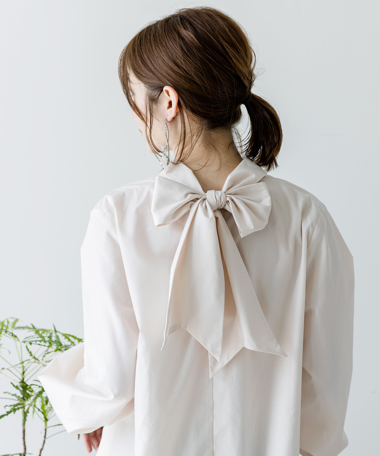 セール】蝶花刺繍シャツ(504842310) | イズ スカラー(iS ScoLar