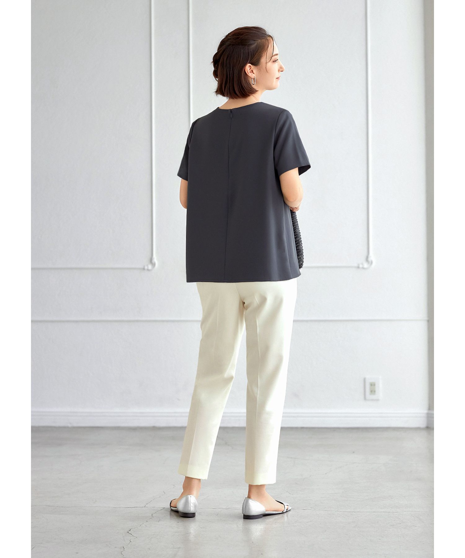 STYLE DELI(スタイルデリ)のバックリボンシャーリングブラウス