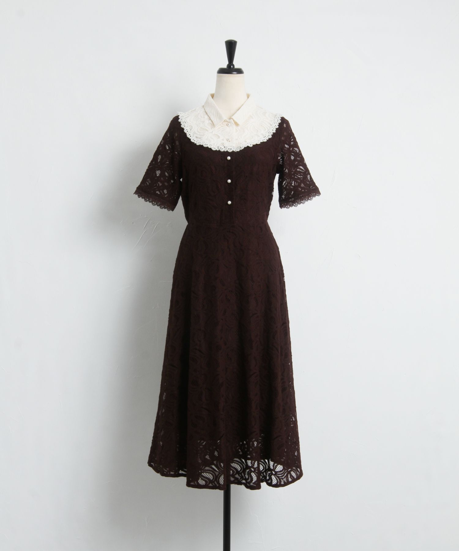 tocco closet（トッコ クローゼット）の「襟付きパールボタン