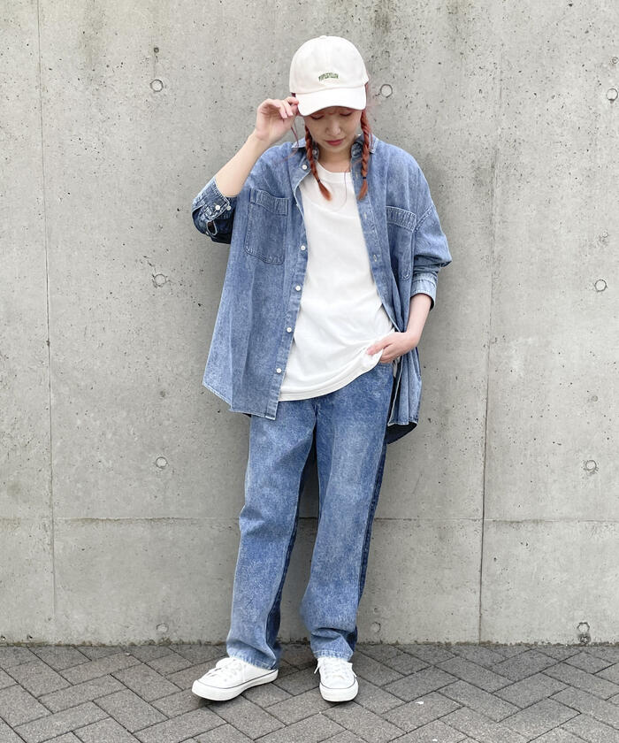 クーポン】【セール 40%OFF】ツートーン デニムテーパードパンツ