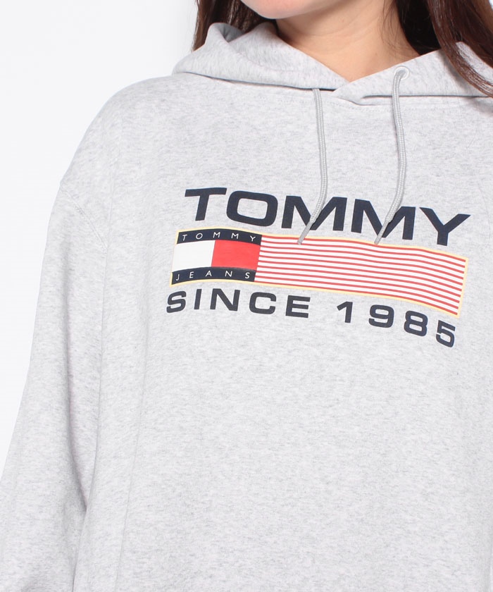 セール】トミージーンズ TOMMY JEANS アスレチックロゴパーカー