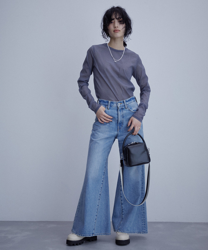 ADAM ET ROPE'（アダムエロペ）の「ストレッチタフタロングTee