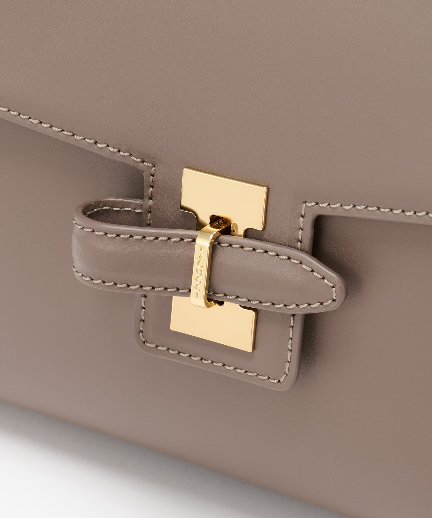 ムーサ TOTE RUGA(504884530) | イアクッチ(IACUCCI) - d fashion