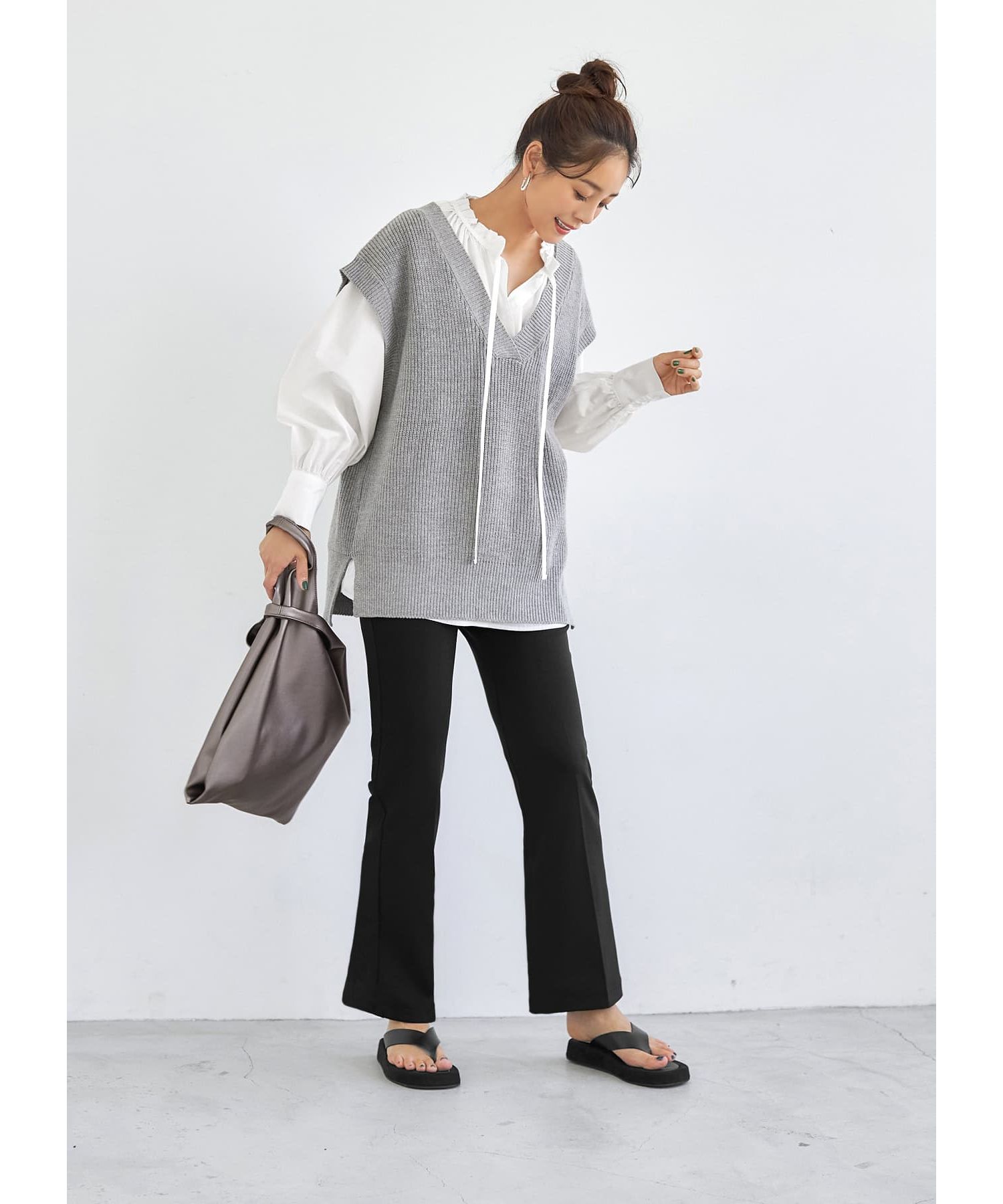 STYLEDELIストレッチセミフレアパンツ新品 スタイルデリ STYLE DELI 【Made in JAPAN】ストレッチ