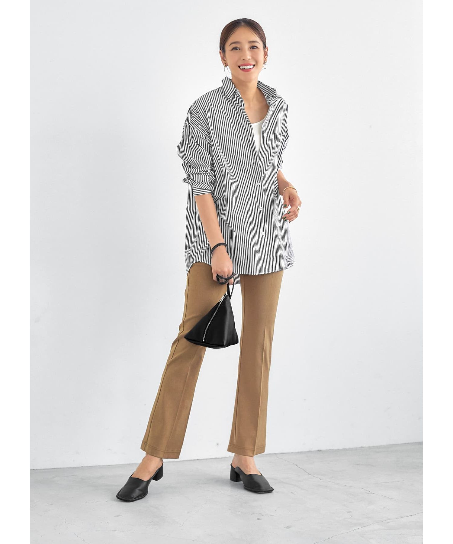 STYLEDELIストレッチセミフレアパンツ新品 スタイルデリ STYLE DELI 【Made in JAPAN】ストレッチ