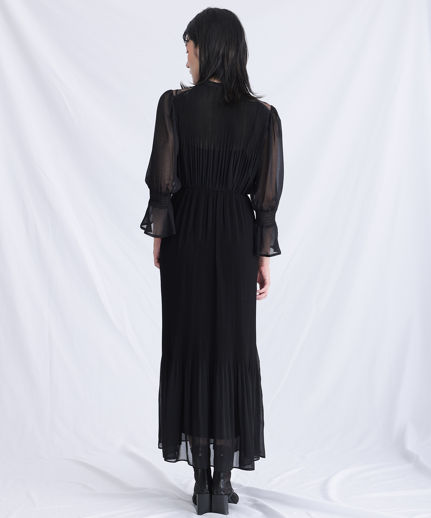 【美品】PourVousパーティードレス シフォン シアースリーブ プールヴー PourVous シフォンパーティードレスお呼ばれ袖あり