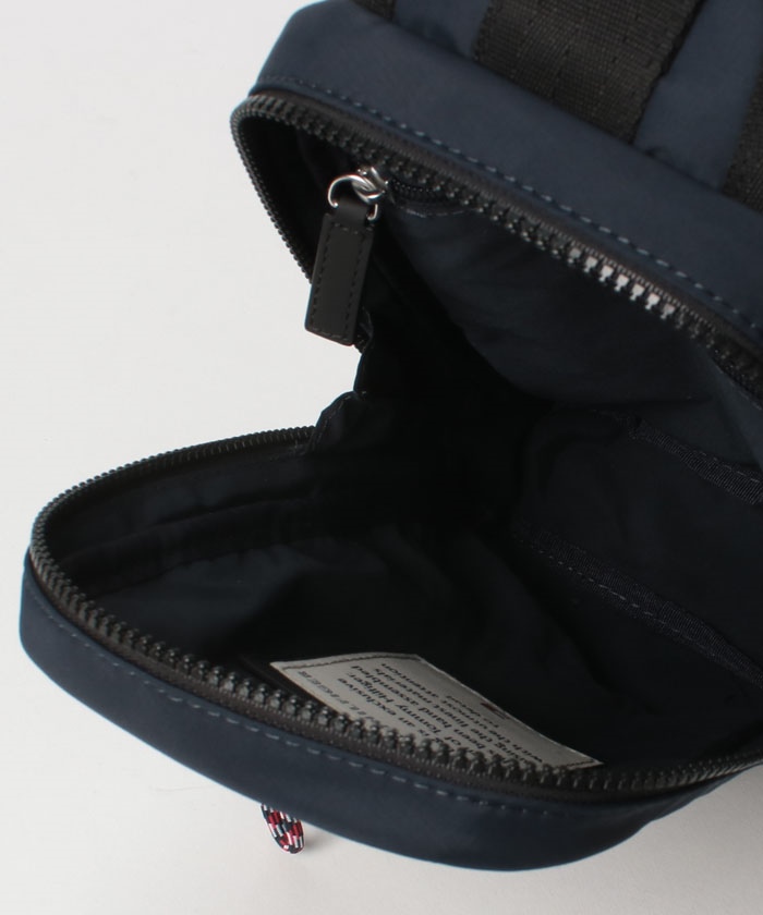 トミーヒルフィガー ボディバッグ AM0AM06492XIH TOMMY HILFIGER トミーヒルフィガー AM0AM06492XIH ボディバッグ