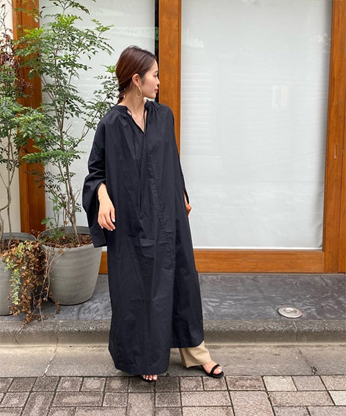 【上品なデザイン】ETRO ミディ シャツ ワンピース オーディア ミューズ Audie a Muses シャツ風ドットワンピース