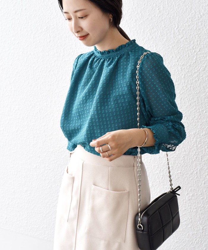 SHIPSシップスウィメン カットジャガードロングスリーブブラウス