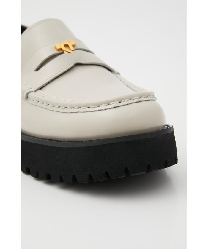 セール 13%OFF】トラッドタンクソールソフトローファー
