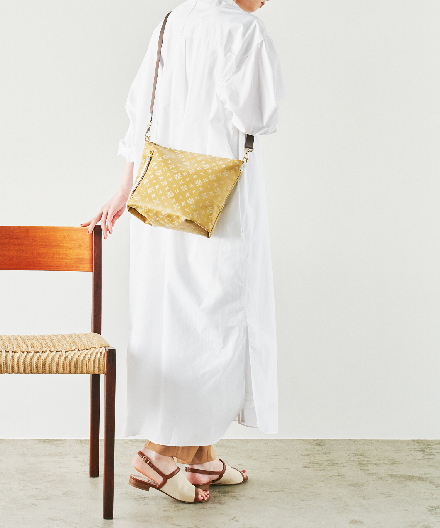 セール 60%OFF】両面楽しめるリバーシブルショルダーバッグ(CE セール 60%OFF】両面楽しめるリバーシブルショルダーバッグ(CE
