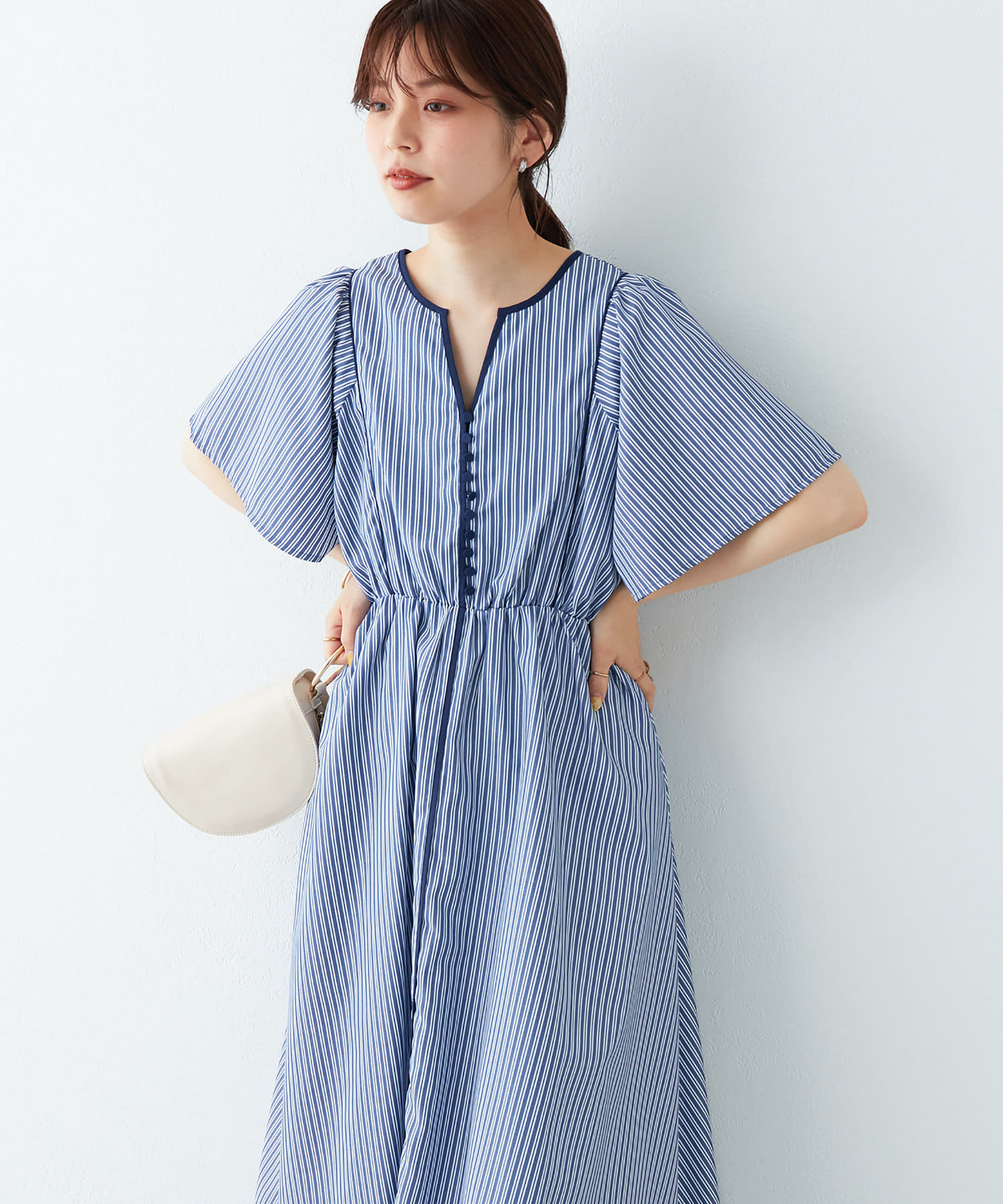 NICECLAP　ナイスクラップ　 フレアスリーブワンピース ナイスクラップ NICE CLAUP 【natural couture】釦開きフレア