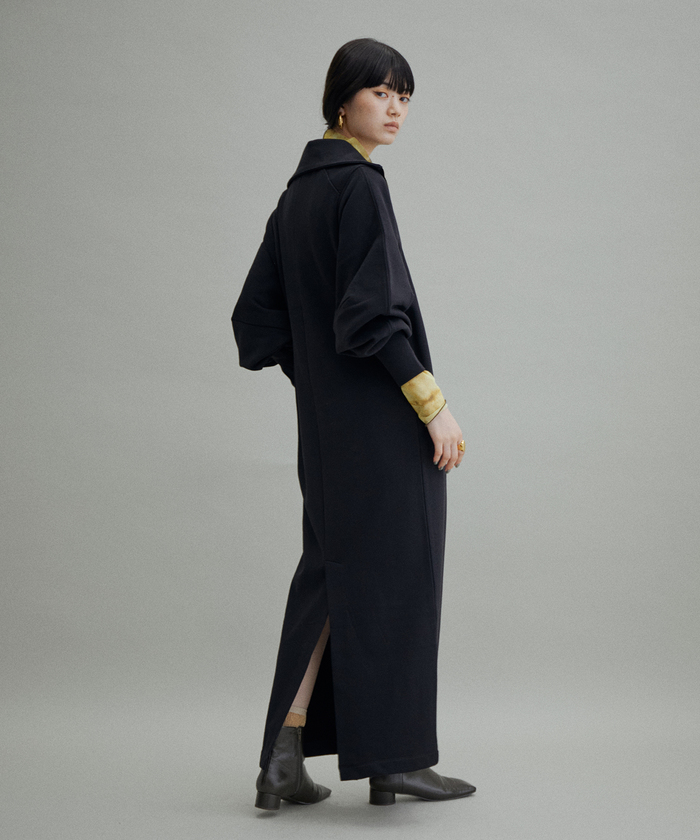 WEB限定(一部店舗展開あり)】ハーフZIPスウェットワンピース WEB限定(一部店舗展開あり)】ハーフZIPスウェットワンピース