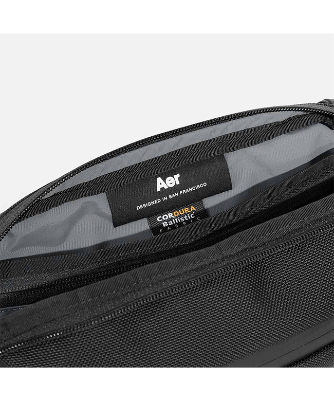 AER Sling Pouch　ボディバッグ　ウェストバッグ　エアー　ショルダ エアー Aer Aer day sling 3 ボディバッグ ワンショルダーバッグ
