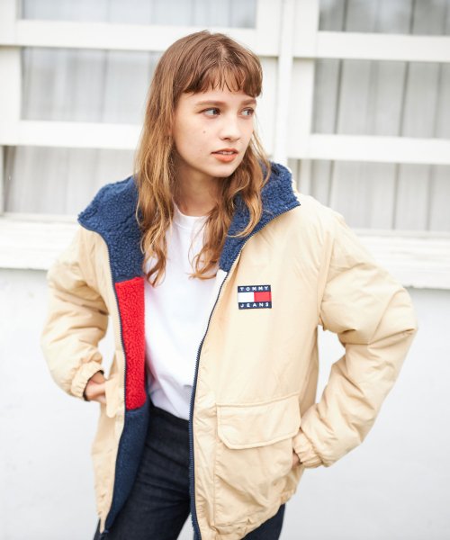 セール】トミージーンズ TOMMY JEANS リバーシブルシェルパジャケット 