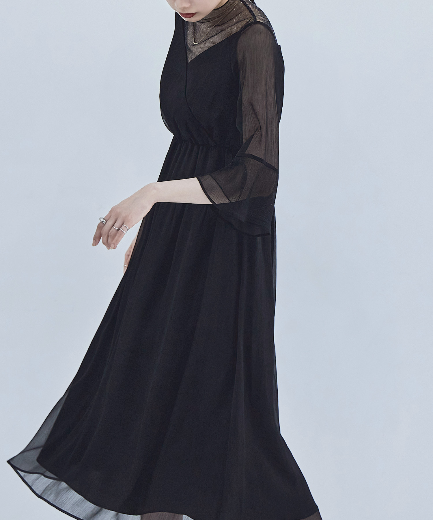 エトル etoll. ラメチュールシフォンドレス ワンピース 結婚式 エトル etoll. ラメチュールシフォンドレス ワンピース 結婚式
