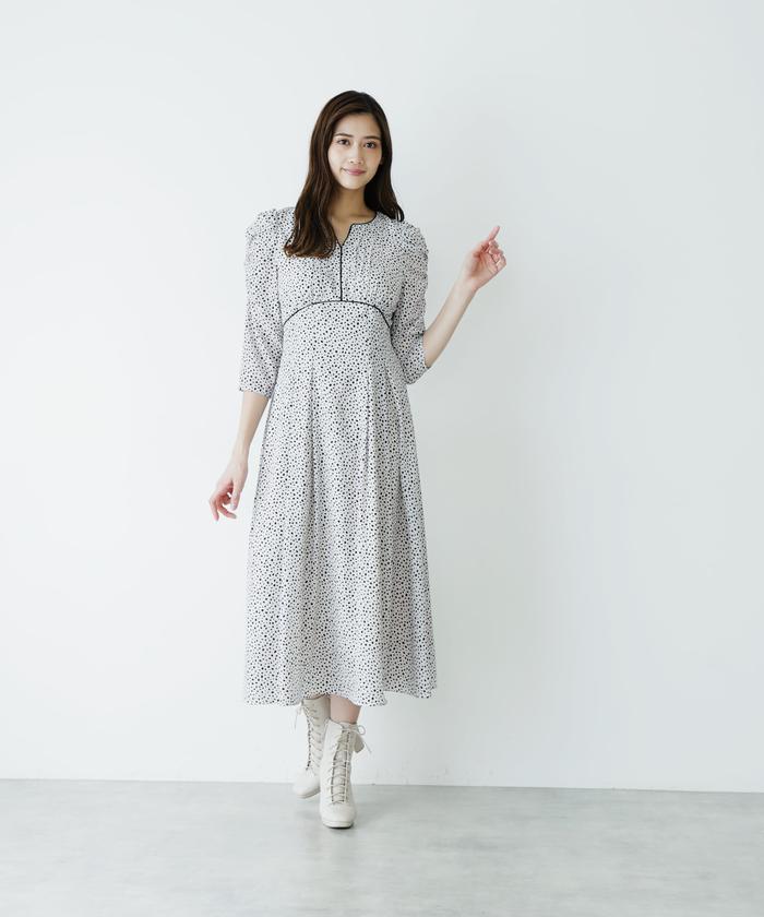 セール 60%OFF】トリミングランダムドットワンピース(504882735 セール 60%OFF】トリミングランダムドットワンピース(504882735