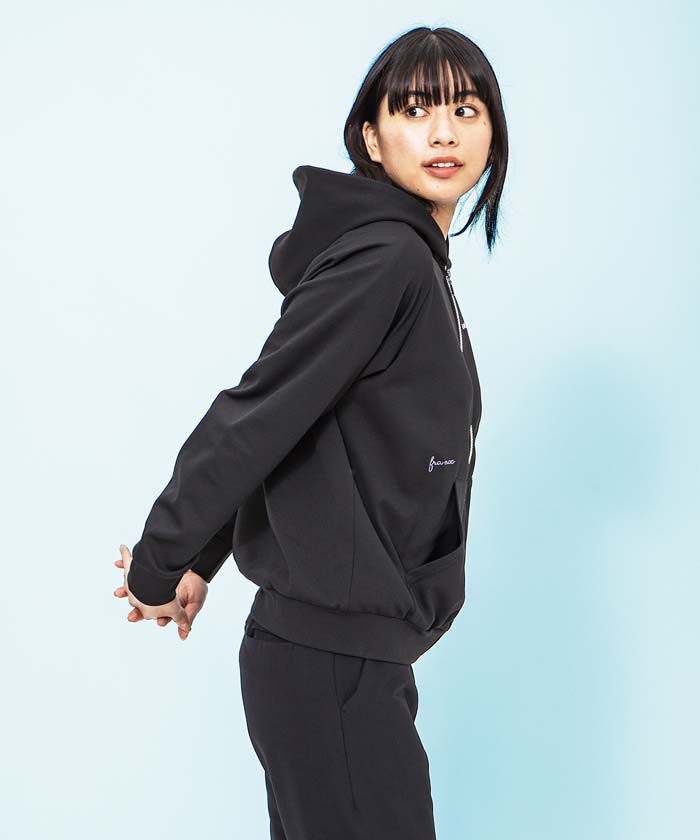 セール 30%OFF】【池田エライザ着用】ヘランカツイルジャージ