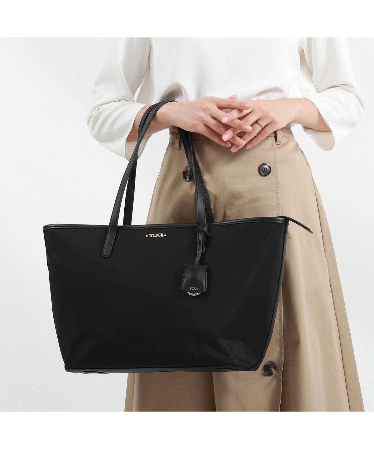 トゥミ TUMI 【日本正規品】 トゥミ トートバッグ TUMI Voyageur トゥミ TUMI 【日本正規品】 トゥミ トートバッグ TUMI Voyageur
