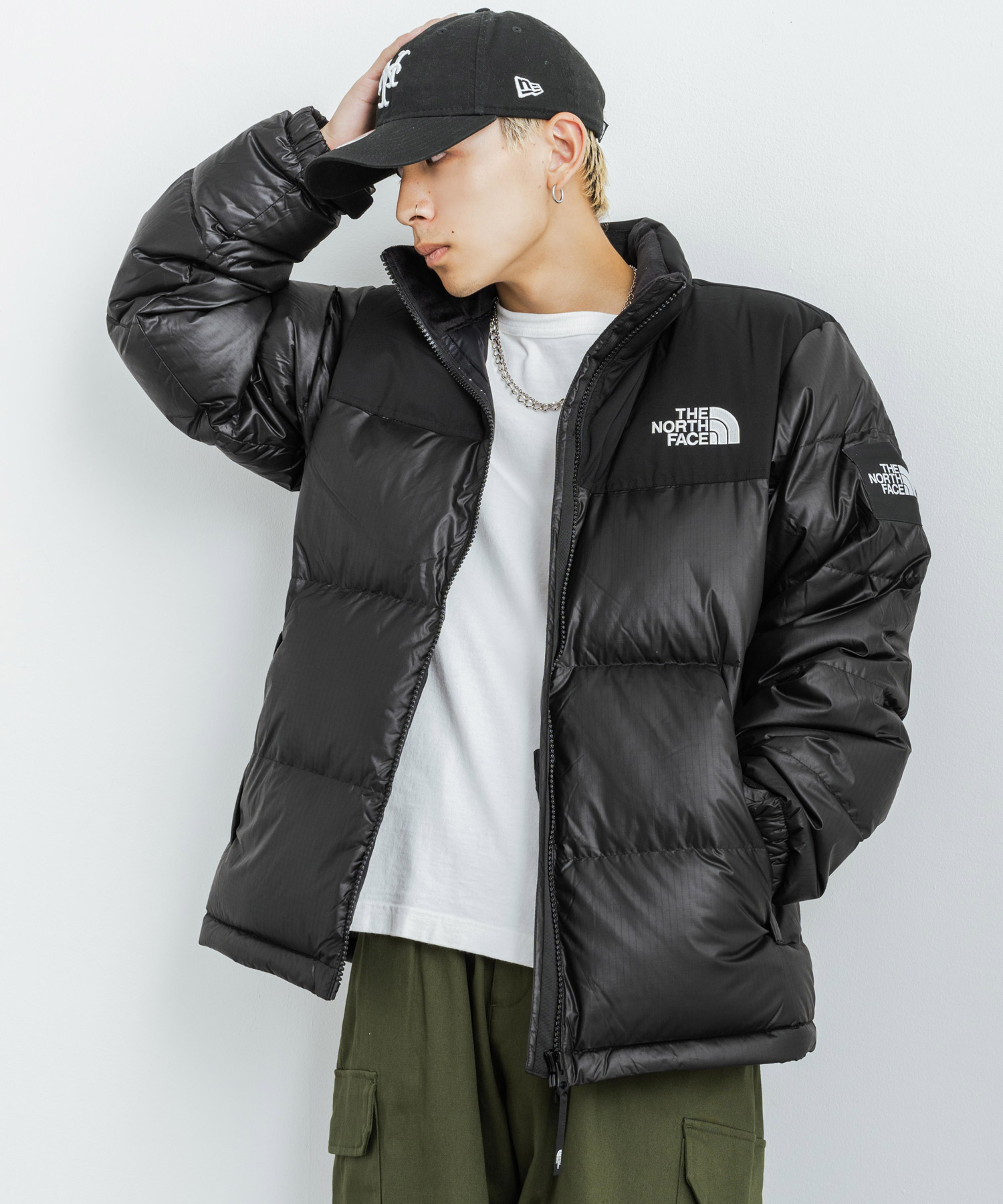 THE NORTH FACE ノースフェイス 韓国 ダウンジャケット WHITE LABEL THE NORTH FACE ノースフェイス 韓国 ダウンジャケット WHITE LABEL