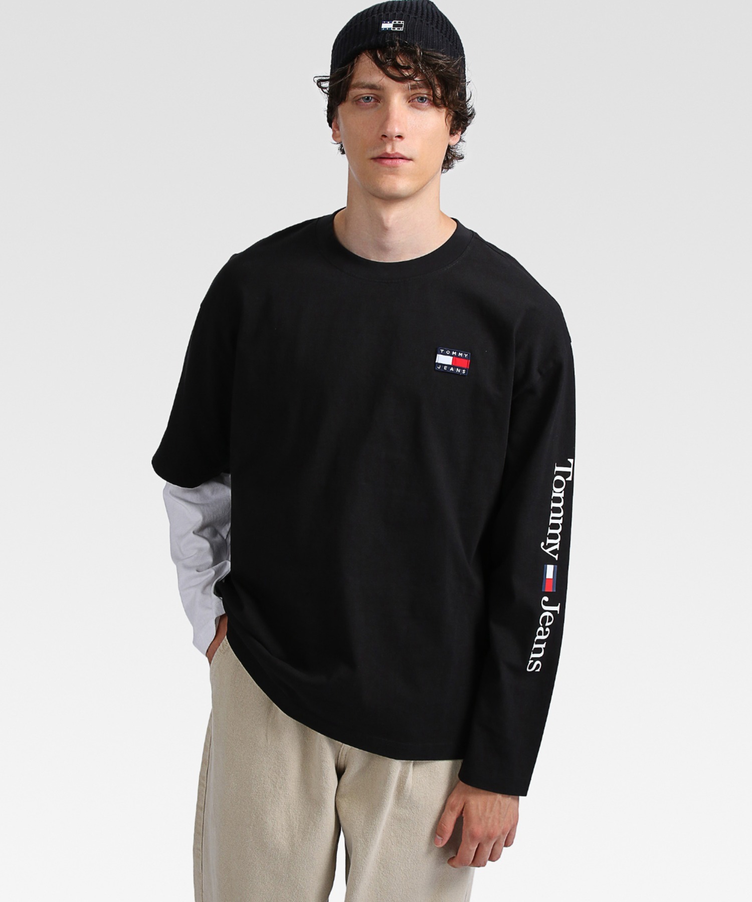  JEANS トミージーンズ ロングスリーブTシャツ 海外限定 TOMMY JEANS トミージーンズ ロングスリーブTシャツ 海外限定