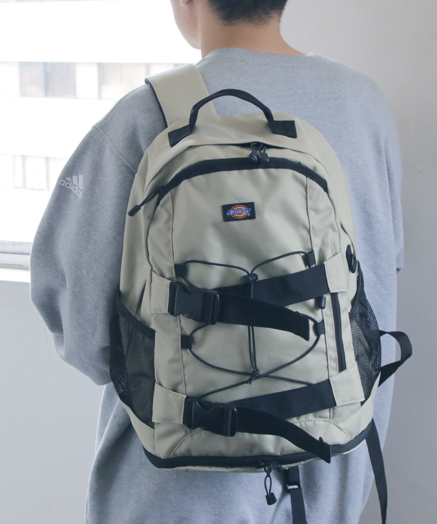 【新品】ディッキーズ　リュック・バックパック OUTLINE LOGO HOLD DICKIES/ディッキーズ】DK OUTLINE LOGO HOLD BACKPACK ロゴ
