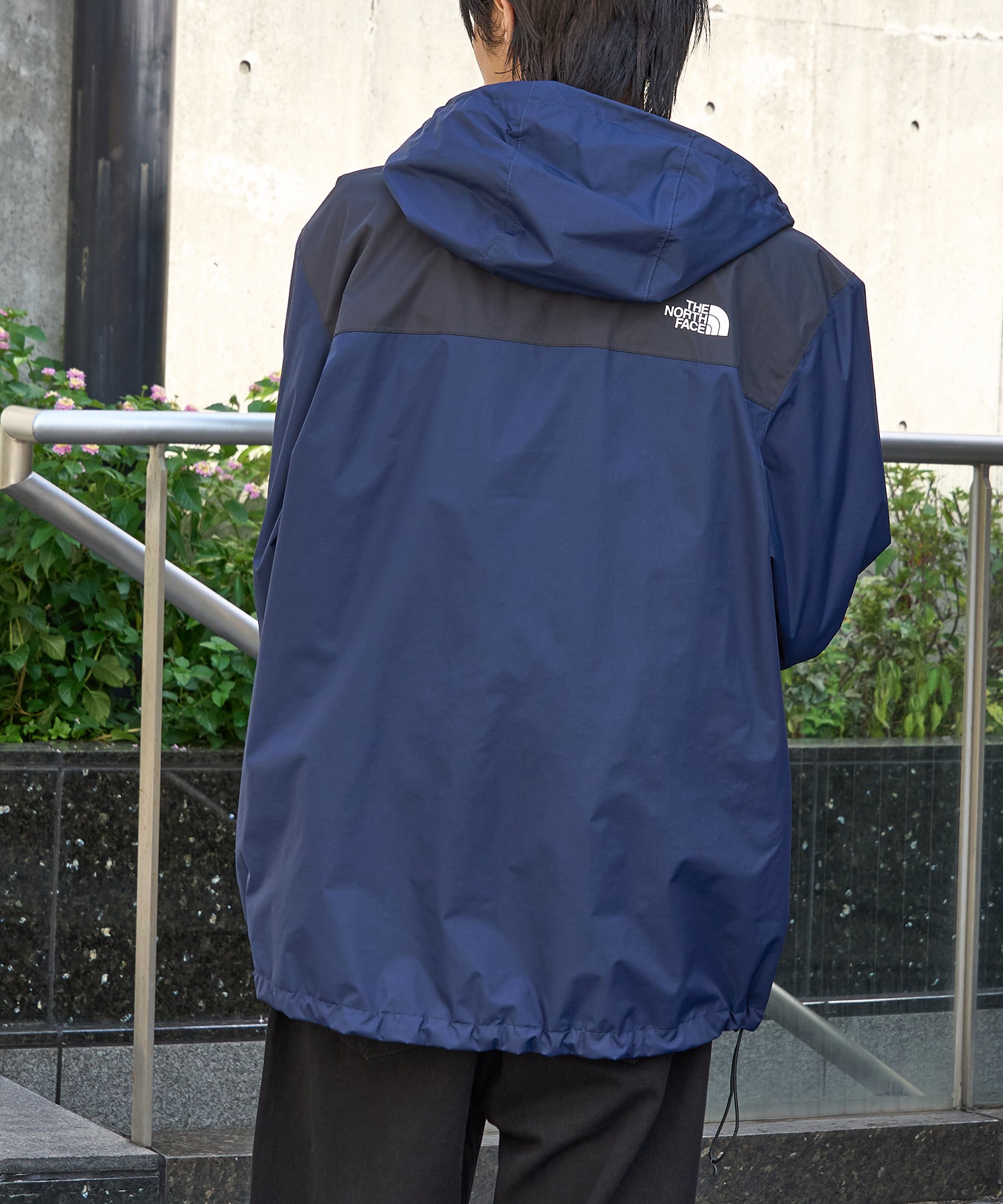 ● THE NORTH FACE マウンテンパーカー　ネイビー　レディース Ｍ