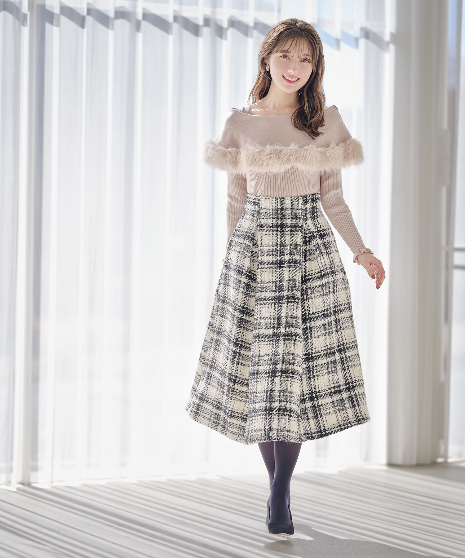トッコクローゼット tocco closet ファー付きケープライク袖口 トッコクローゼット tocco closet ファー付きケープライク袖口