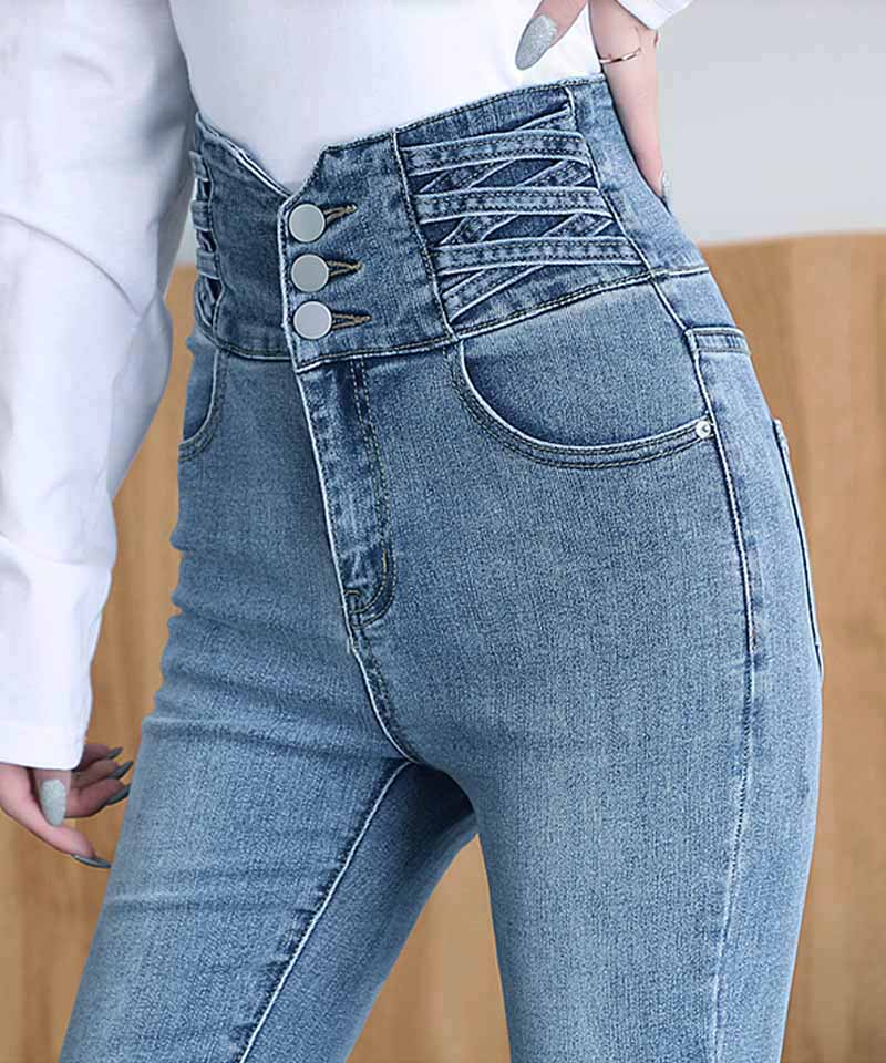 クーポン】【セール24%OFF】フレアデニムパンツ 3連ボタン ハイ