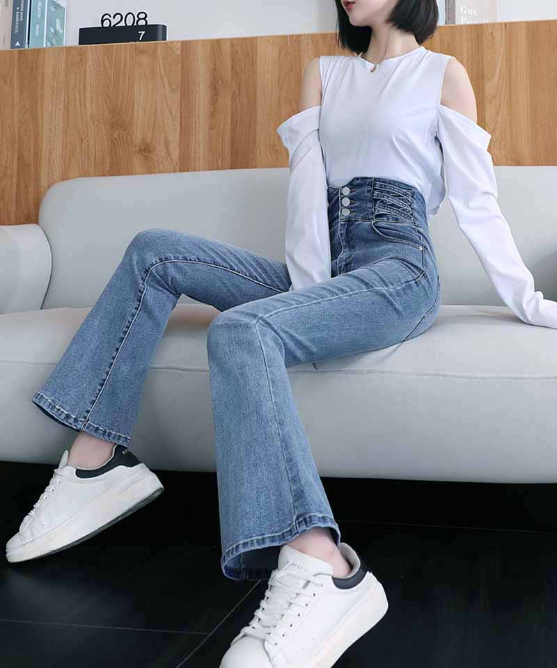 クーポン】【セール24%OFF】フレアデニムパンツ 3連ボタン ハイ