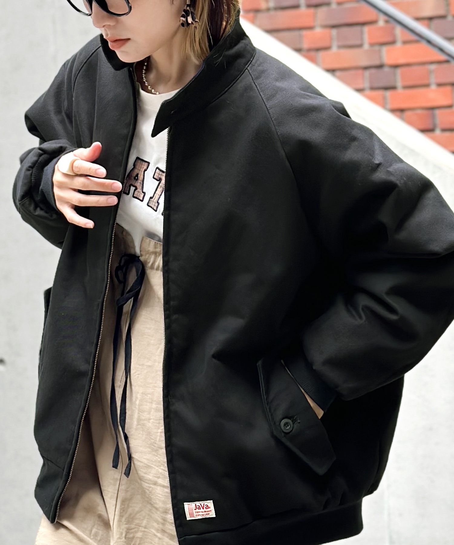 JaVa ジャバコラボ》80年代リバイバル。綿100%、中綿スイング JaVa ジャバコラボ》80年代リバイバル。綿100%、中綿スイング
