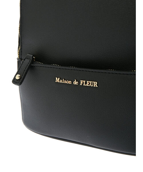 メゾンドフルール Maison de FLEUR リュック ブラック M 未使用 メゾン ド フルール Maison de FLEUR 巾着リュック （ブラック