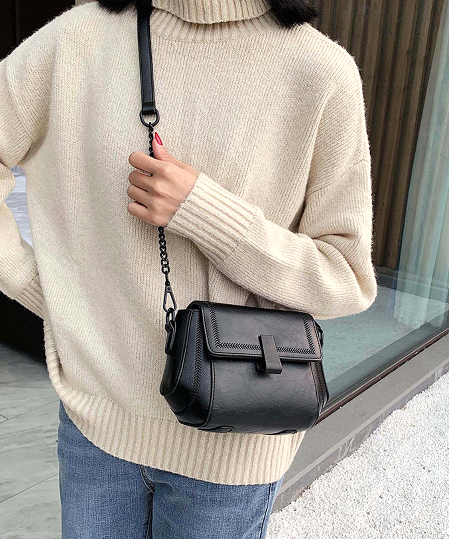 韓国の人気【AMI】☆ ウォレット ショルダーバッグ チェーン☆ AMI PARIS アミパリス ウォレット ショルダーバッグ チェーン