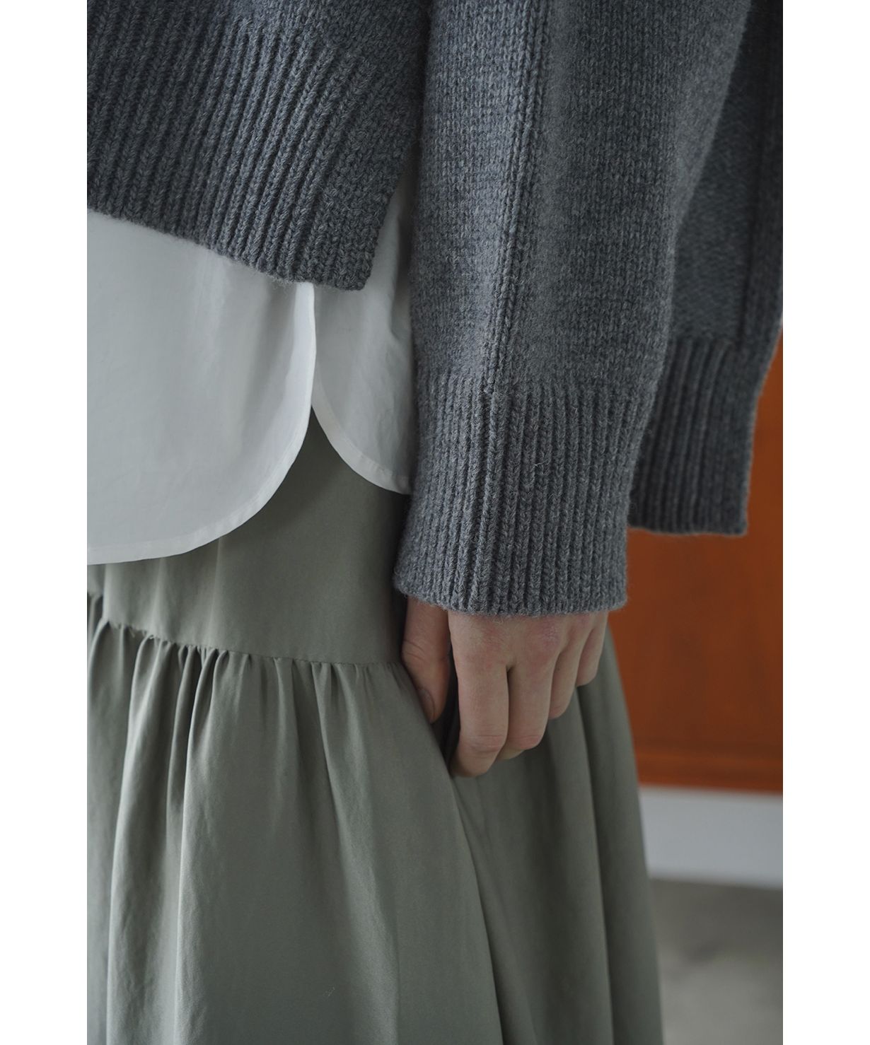 セール】SIDE SLIT WIDE CAPE KNIT TOPS(505006361) | クラネ(CLANE) - d fashion
