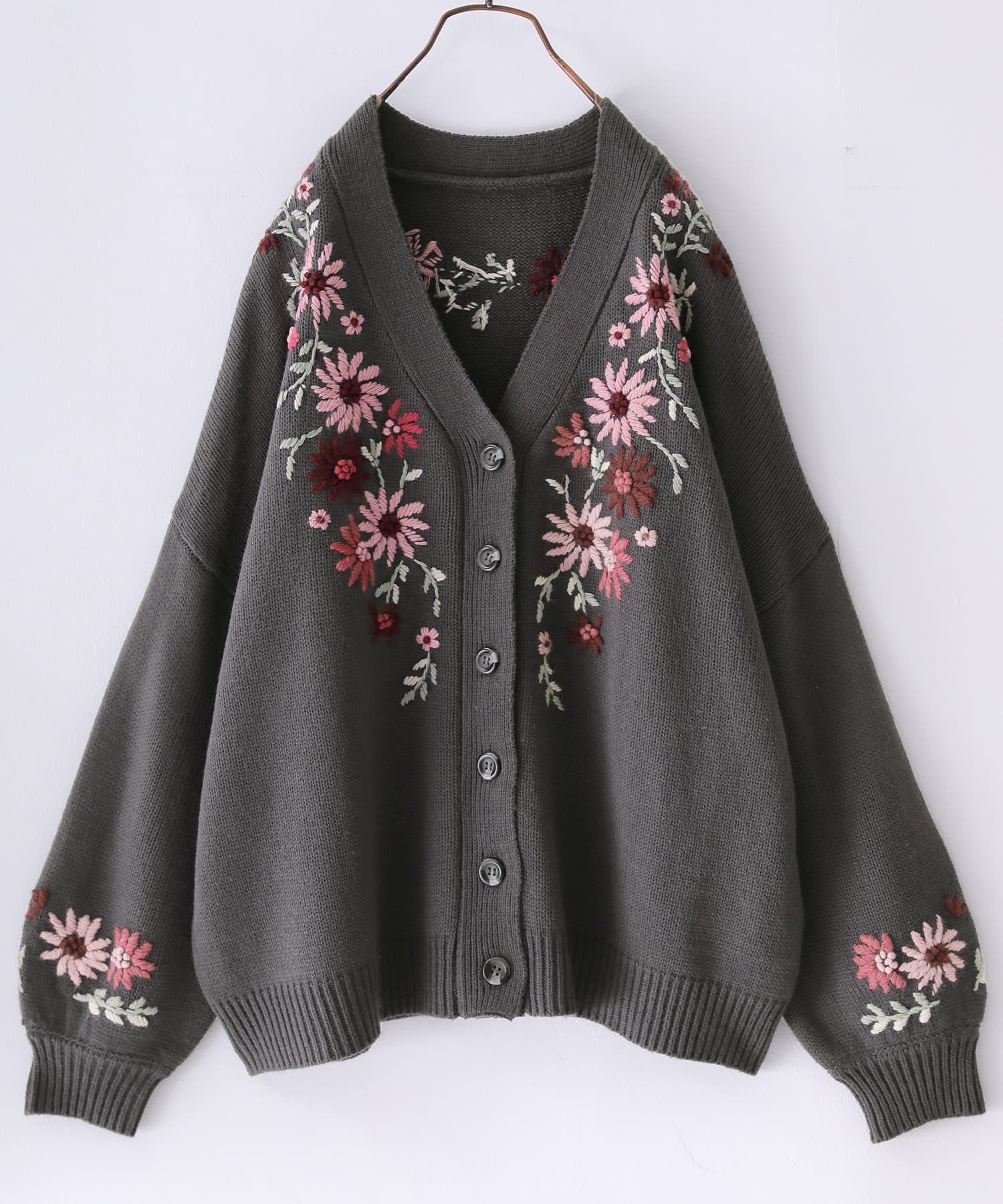オシャレウォーカー osharewalker 『花柄手刺繍ニット オシャレウォーカー osharewalker 『花柄手刺繍ニット