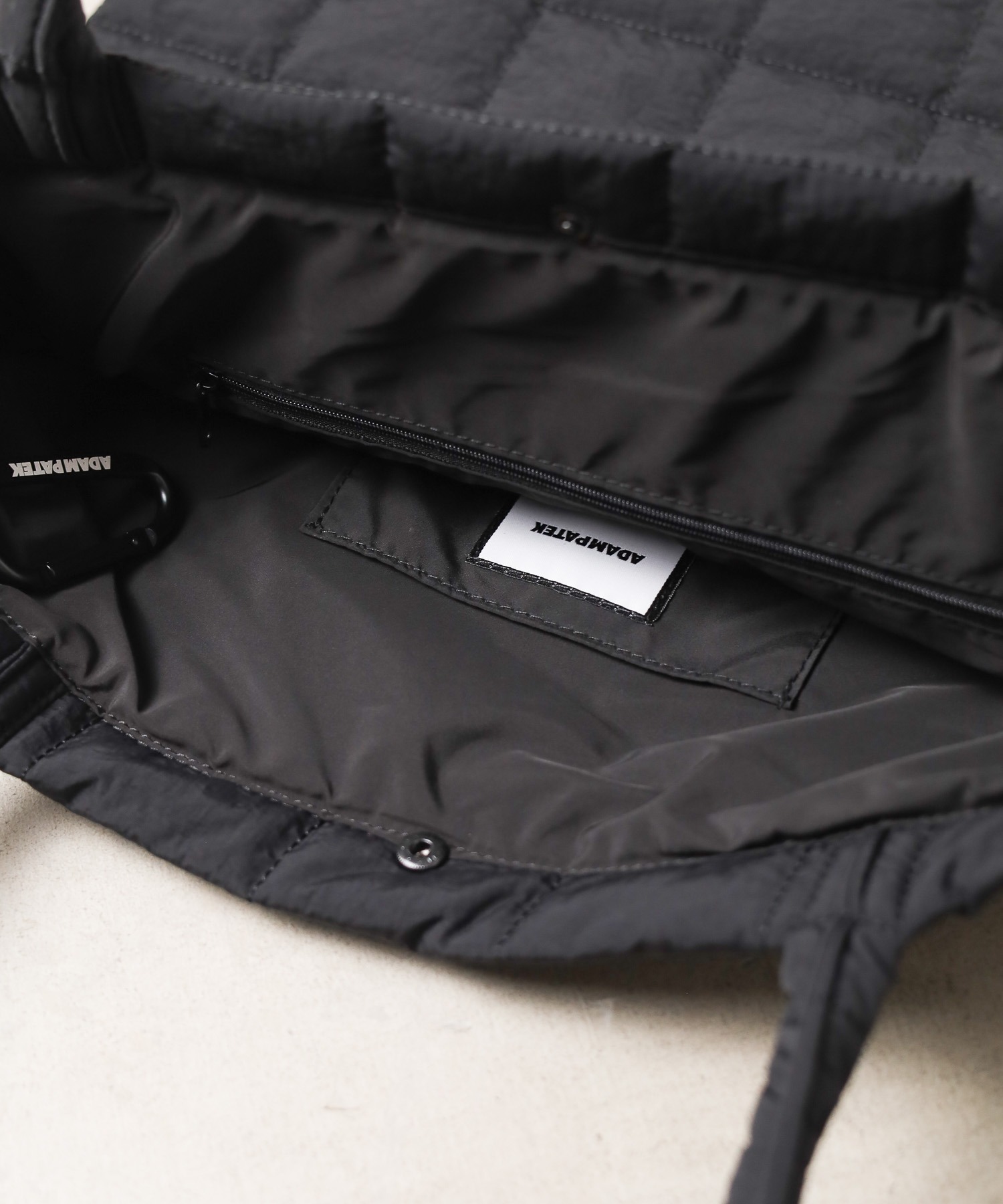 Km】【AP2229001】【ADAM PATEK 】square quilt BIG tote bag