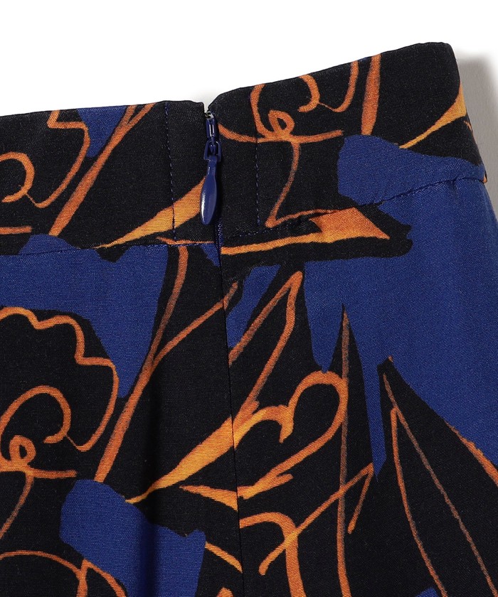 セール】〈手洗い可能〉IPEKA フラワープリント マーメイド スカート