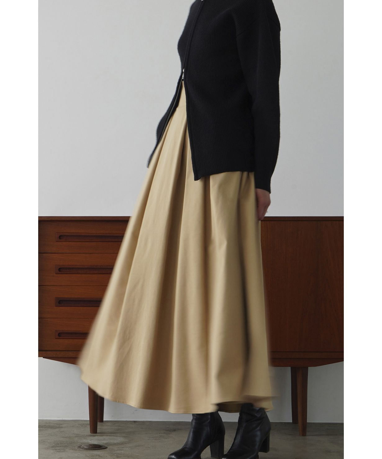 セール 40%OFF】HIGH WAIST VOLUME MAXI SKIRT(505065587 セール 40%OFF】HIGH WAIST VOLUME MAXI SKIRT(505065587