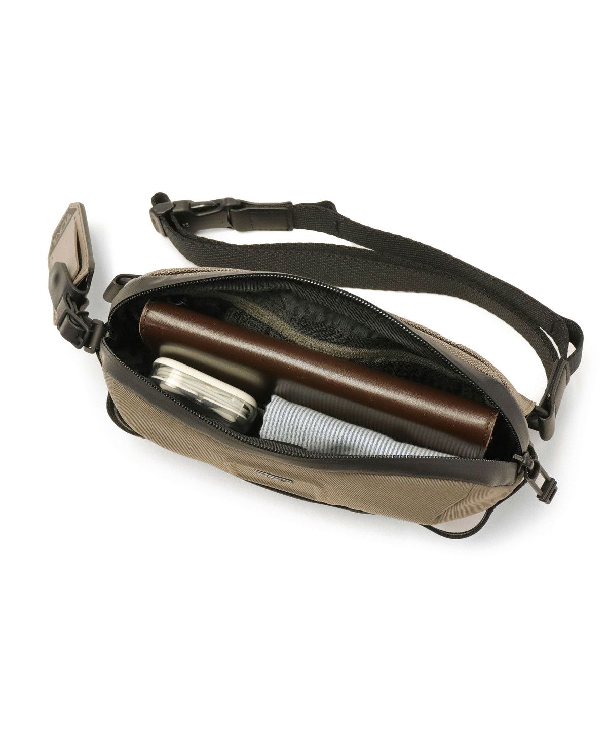 日本正規品】トゥミ ボディバッグ TUMI Alpha Bravo 「シグナル