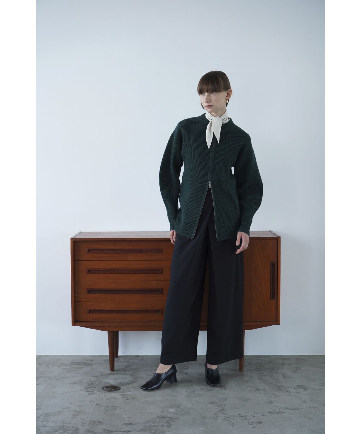 セール】CROSS TUCK WIDE PANTS(505087371) | クラネ(CLANE) - d