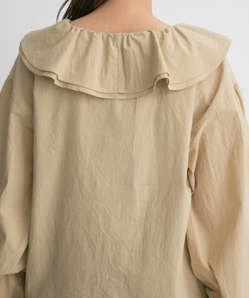 セール 50%OFF】フリルカラーボリュームスリーブブラウス