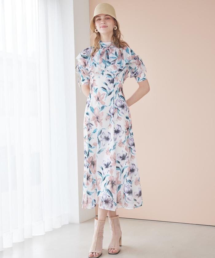 And Couture　美品　ペインティングフラワーフレア袖ワンピース シフォン And Couture 美品 ペインティングフラワーフレア袖ワンピース