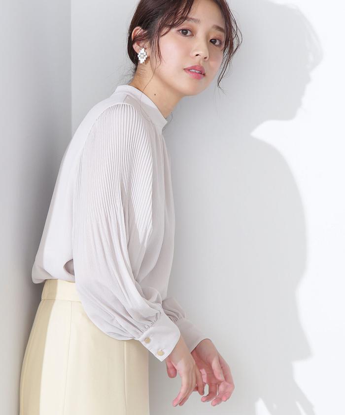 楊柳プリーツ　シルクブラウス NOLLEY'S（ノーリーズ）の「楊柳シルク衿プリーツブラウス