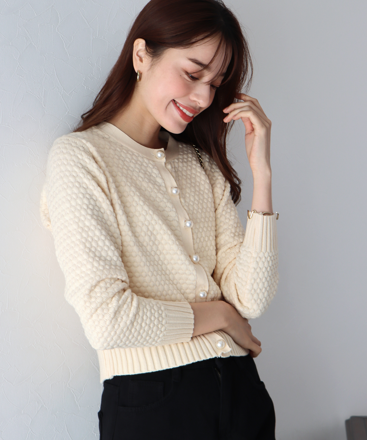 極美品　ユキトリイ　インターナショナル　豪華パールボタン付　ケープ　アイボリー コレクション | YUKI TORII's Official Website