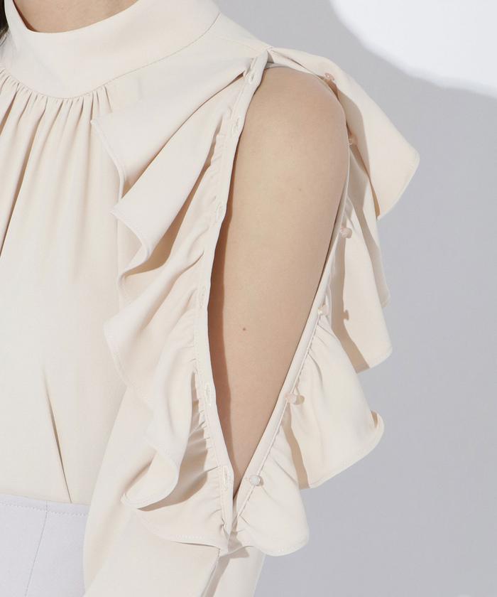 ⭐新品 BEIGE. DION ハイネック ギャザー ブラウス 肩フリルハイネックギャザーブラウス(505107103) | AND COUTURE