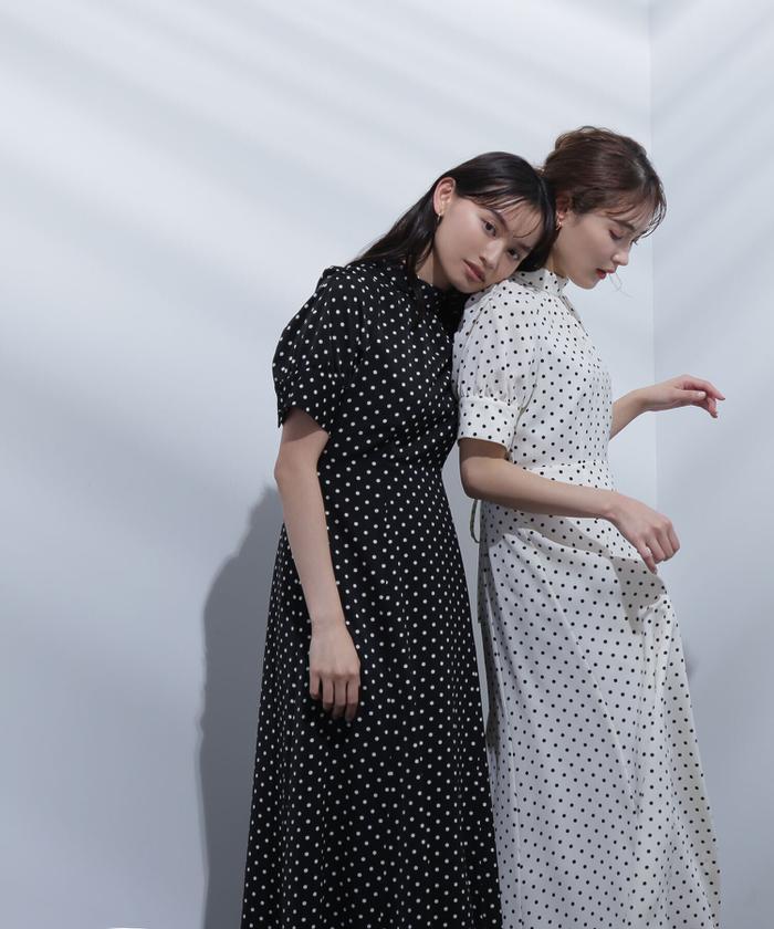 ナチュラルビューティーベーシック バックシャンドットワンピース セール】｜美人百花4月号掲載｜バックシャンドットワンピース